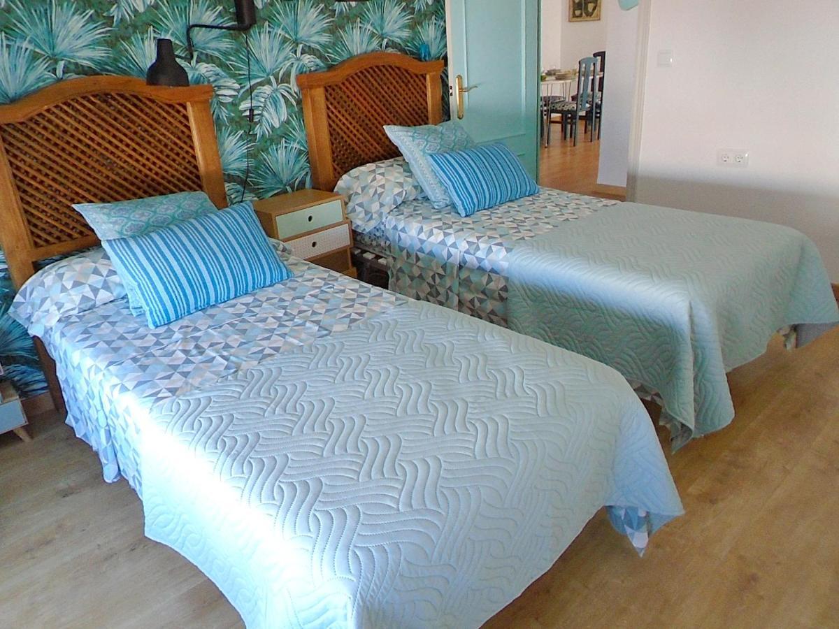 Grao: Youthful Summer Retreat On Spain's Apartment Gandia